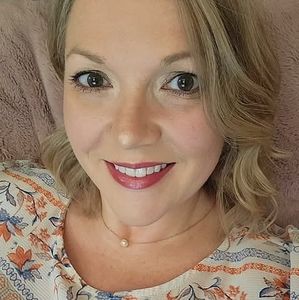 Meet your Posher, Elisabeth